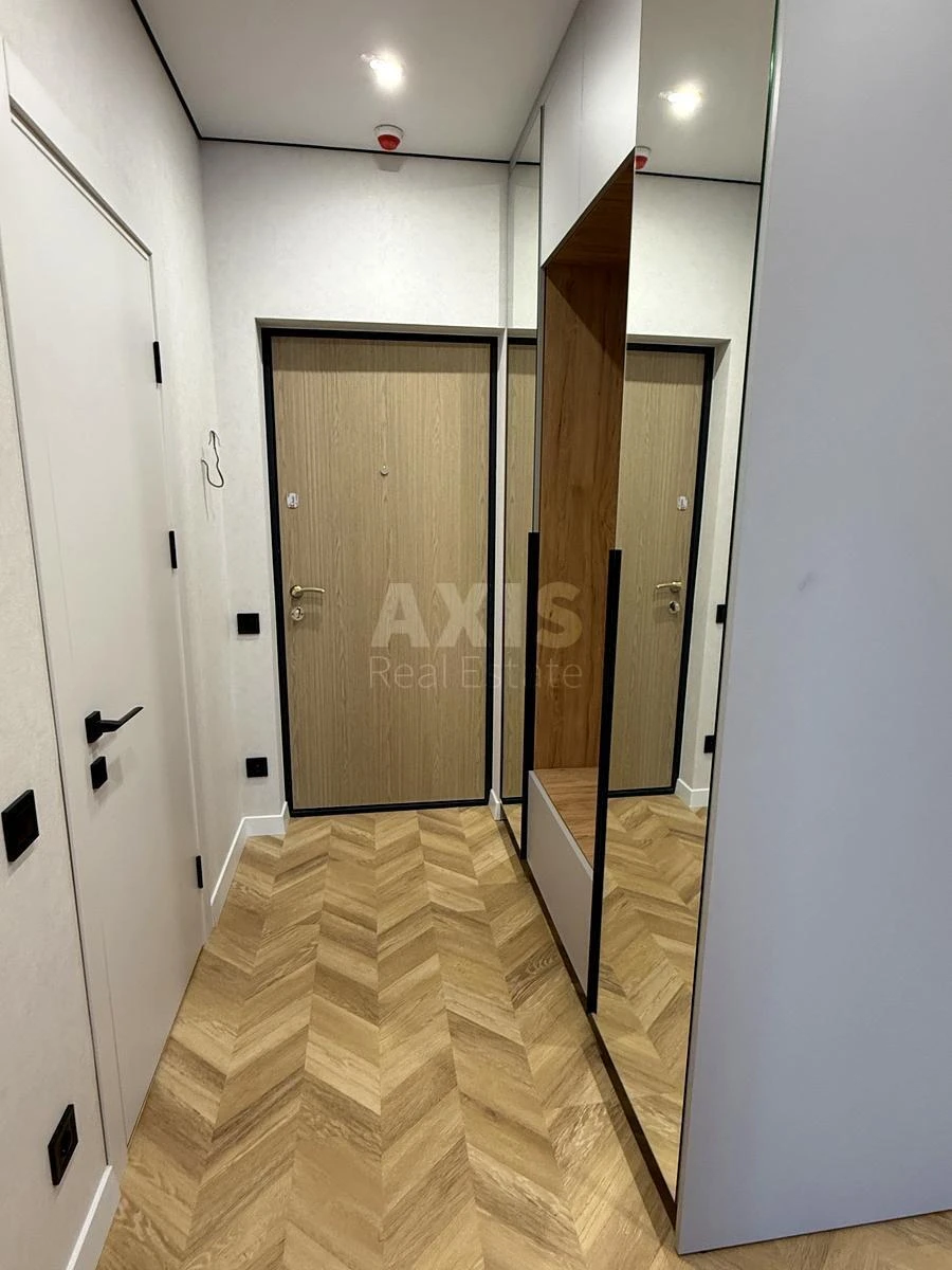 2к квартира ул. Михаила Максимовича 246576520