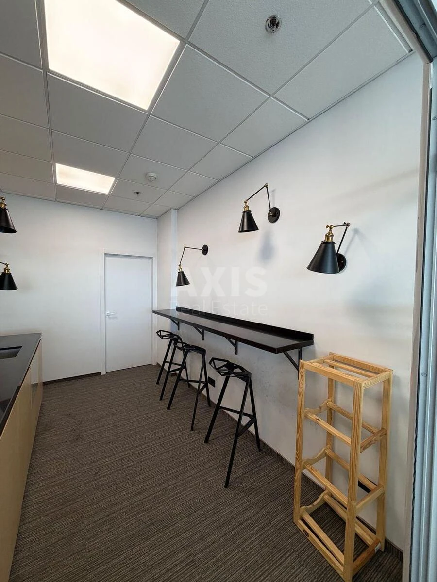 Office pl. Sportyvna 1А, 227m26895410