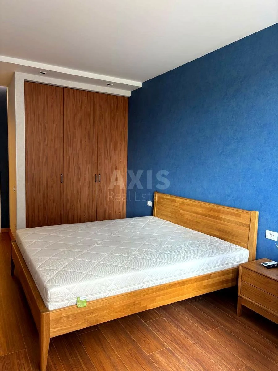 3k apartment vul. Glybochyc'ka 32В6799617
