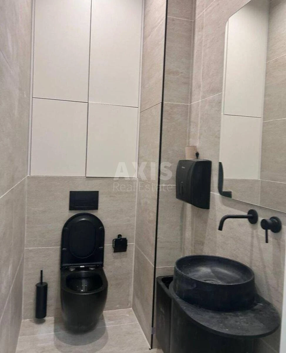 Office vul. Bohdana Stupky 3, 77m2690986