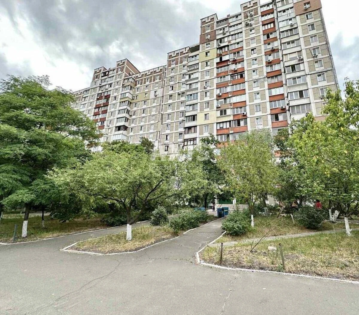 1к квартира пр-т Червоной Калины 52694325