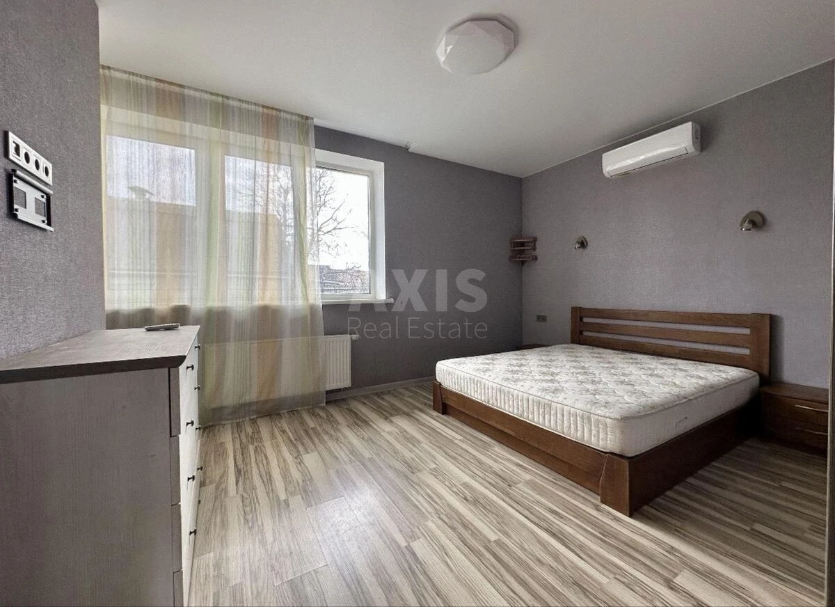 Дoм ул. Виноградная, 105м2, город Киев692007