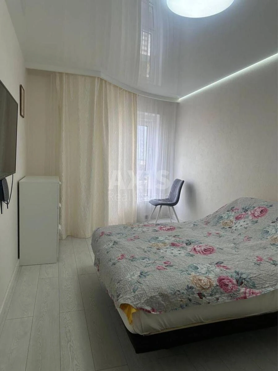 2к квартира ул. Василия Тютюнника 37/1710864