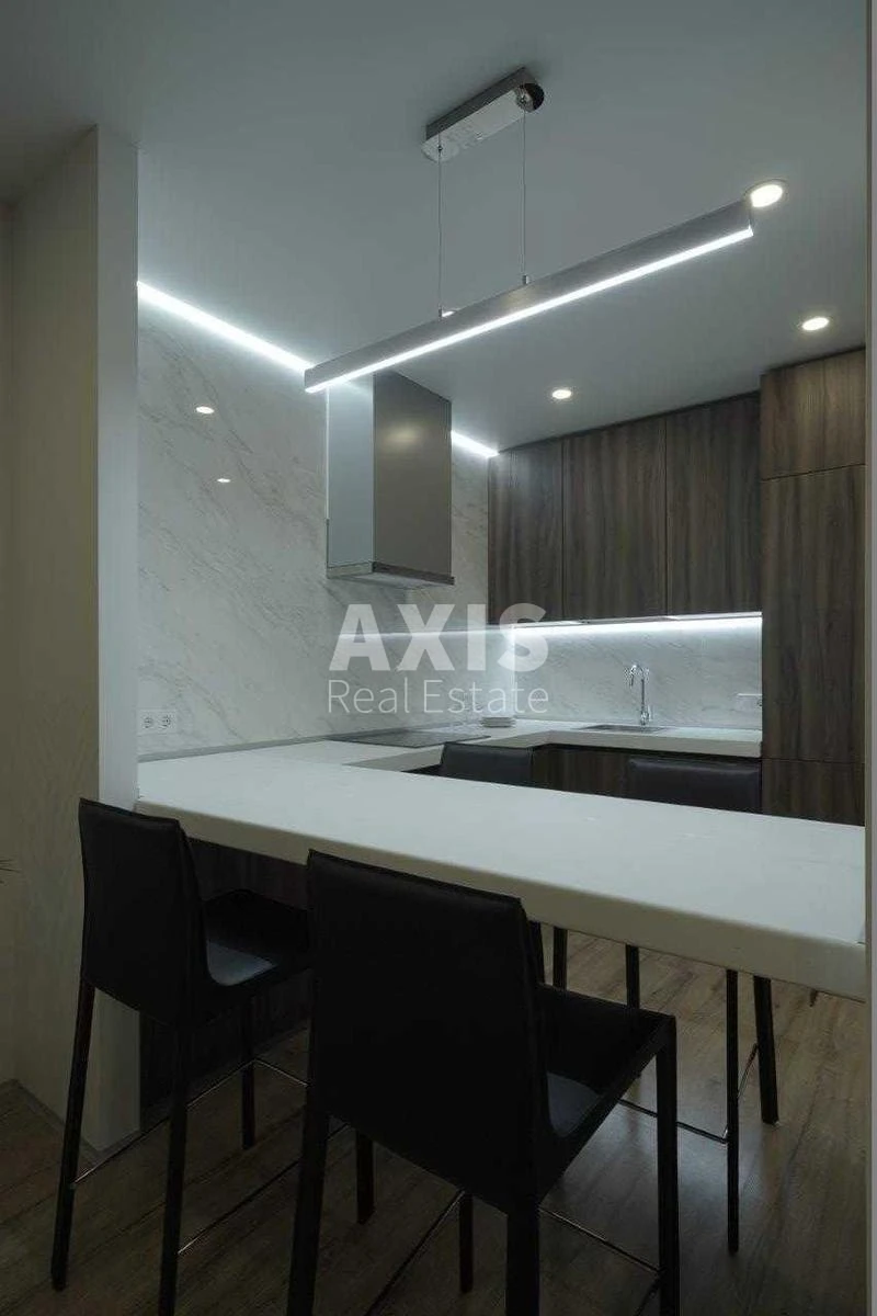 1k apartment vul. Lypkivs'kogo Vasylja Mytropolyta 16Г418960