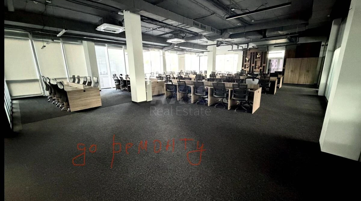 Office vul. Tovarna 1, 534m27118919