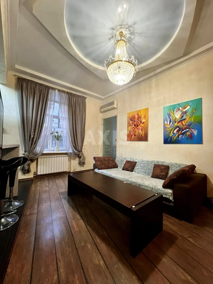 4k apartment vul. Hreshhatyk 25654840