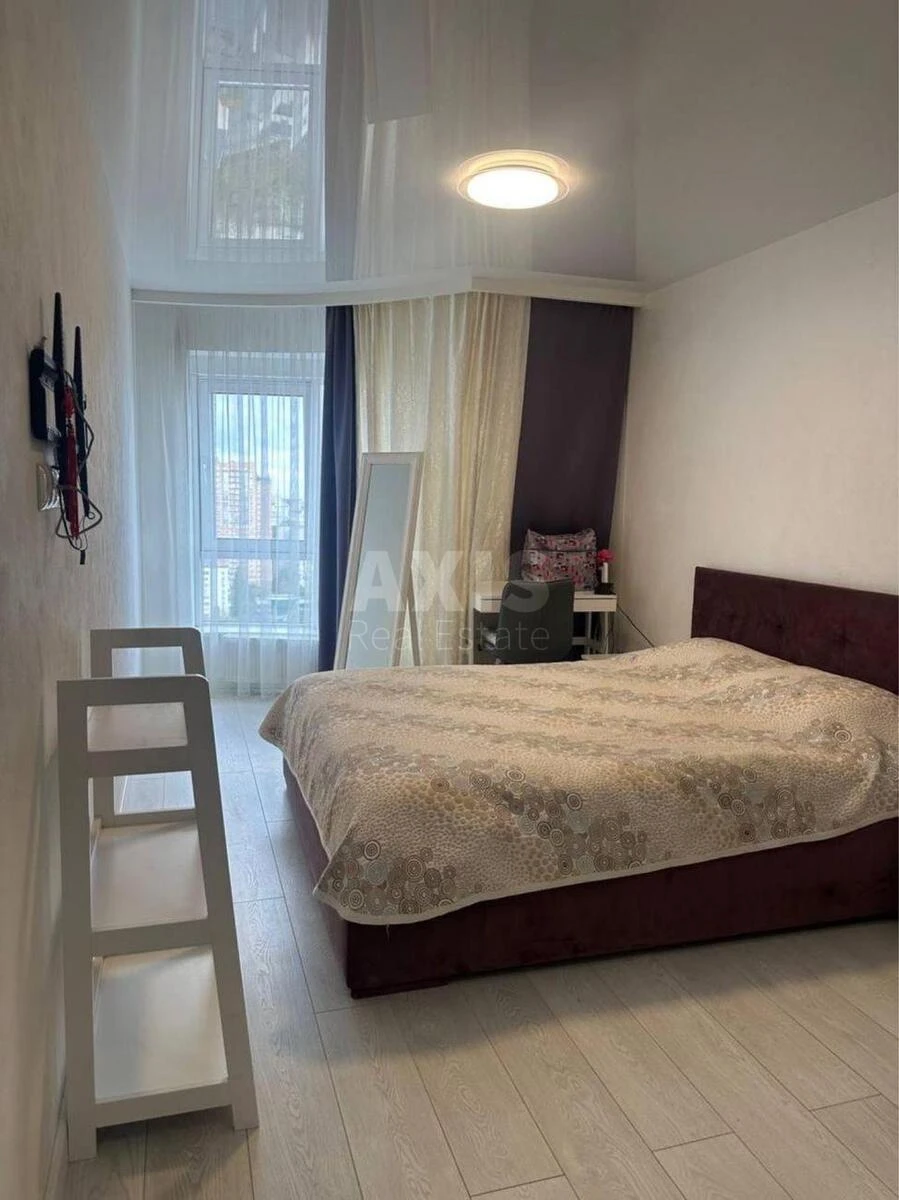 2к квартира ул. Василия Тютюнника 37/1710866