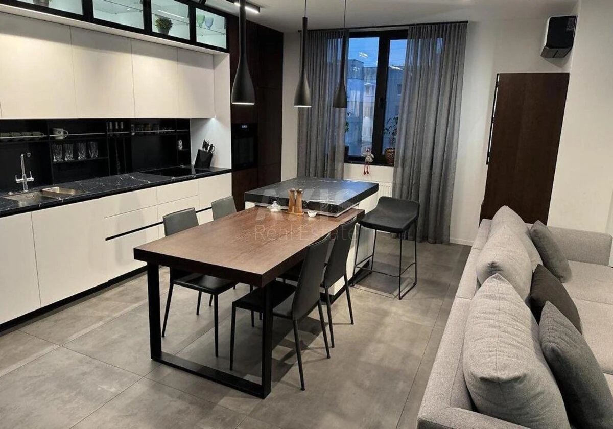 3k apartment vul. Jakuba Kolasa 2В70096