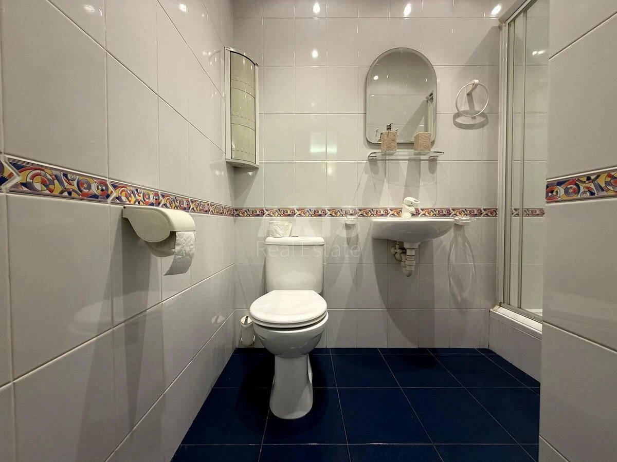 4k apartment vul. Zhmachenka Generala 2689672
