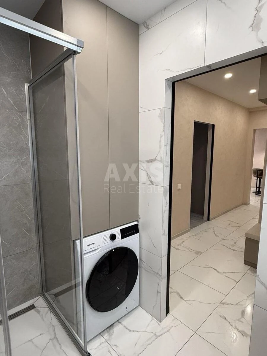 2к квартира ул. Михаила Максимовича 246919215