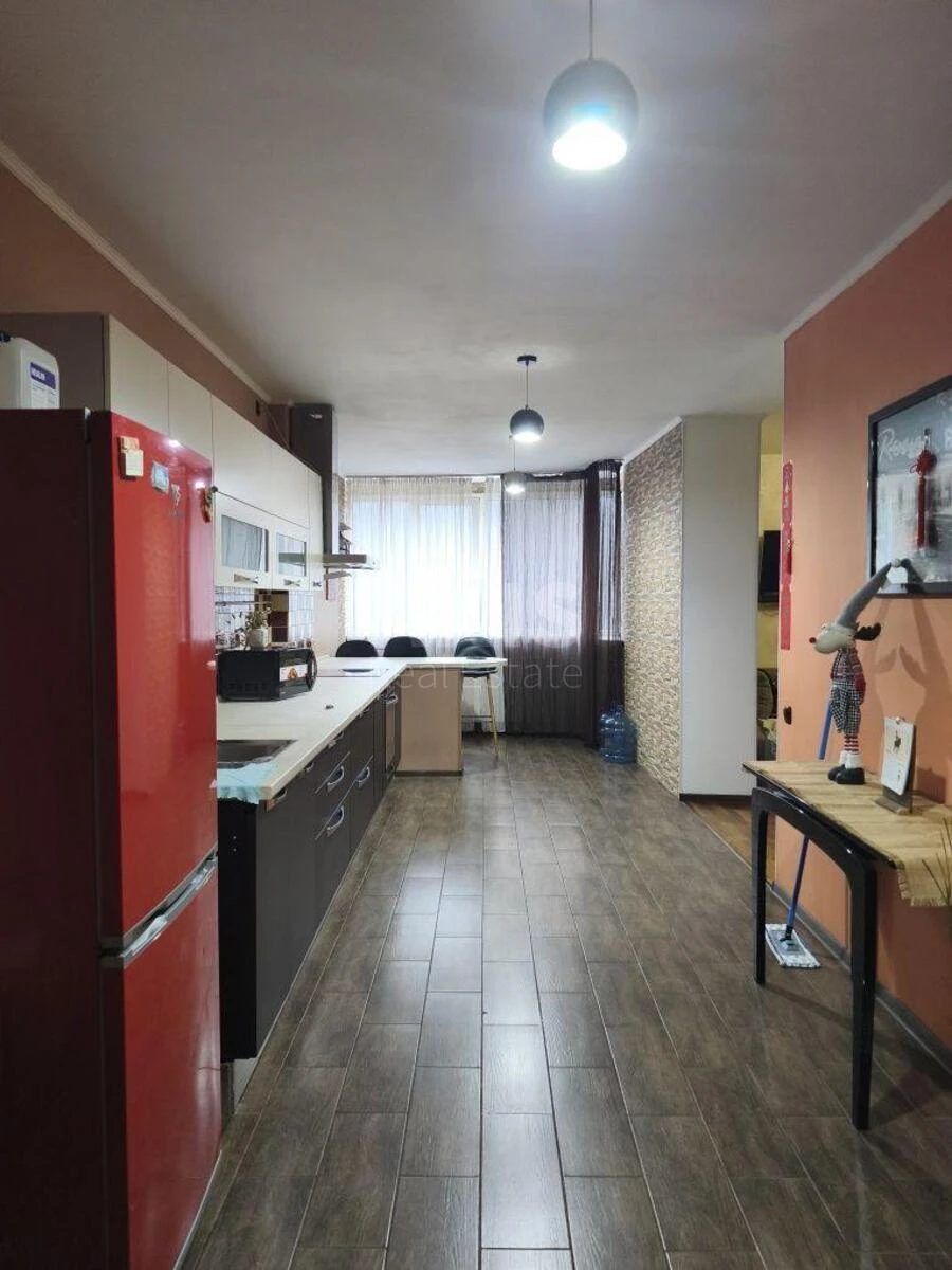 1k apartment vul. Lobanovs'kogo 4Б687940