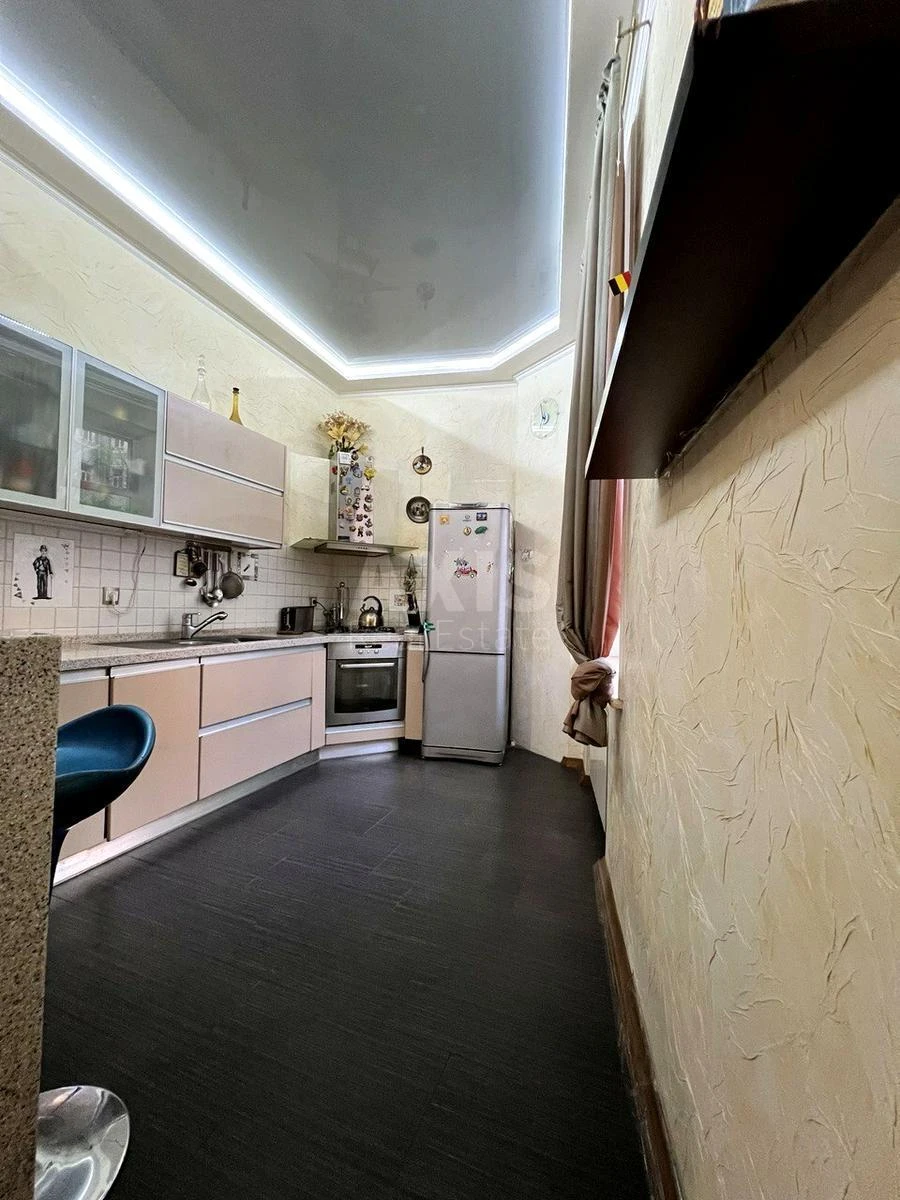 4к квартира ул. Крещатик 25654843