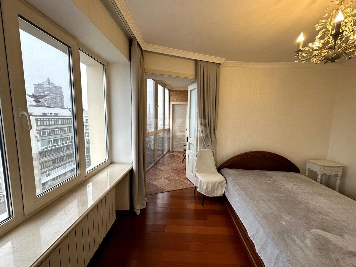 3k apartment prov. Vynogradnyj 1/11688405