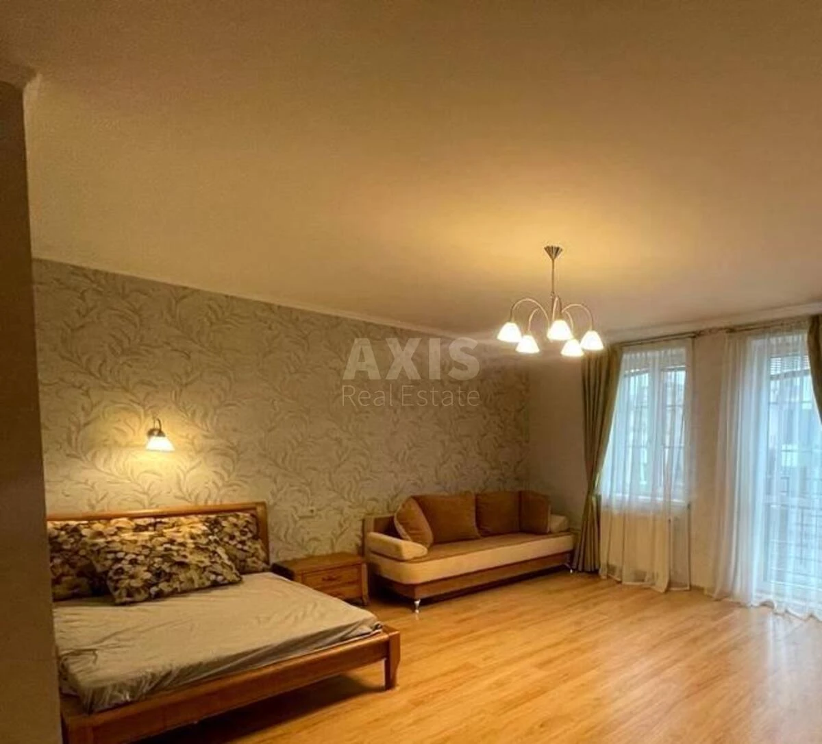 4k apartment vul. Pochajnyns'ka 25/49658313