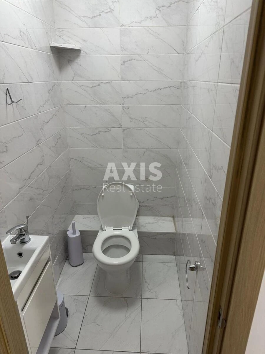 2k apartment vul. Oleksandra Olesja 6B677698