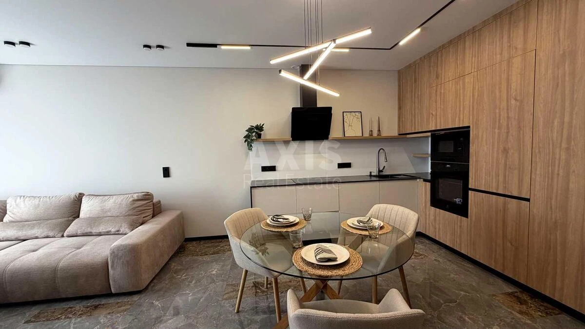 1k apartment nab. Dniprovs'ka 15Ж713473
