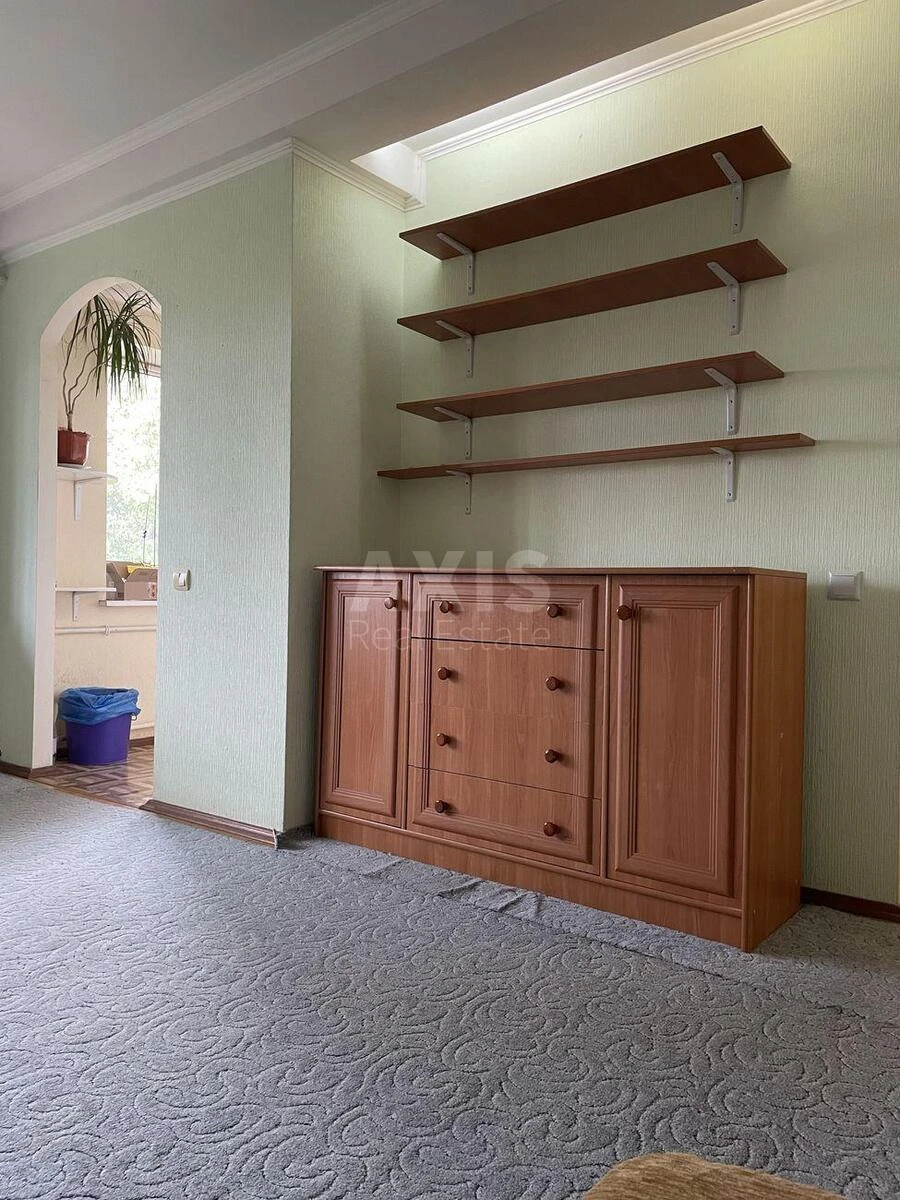 2к квартира ул. Строителей 16684124