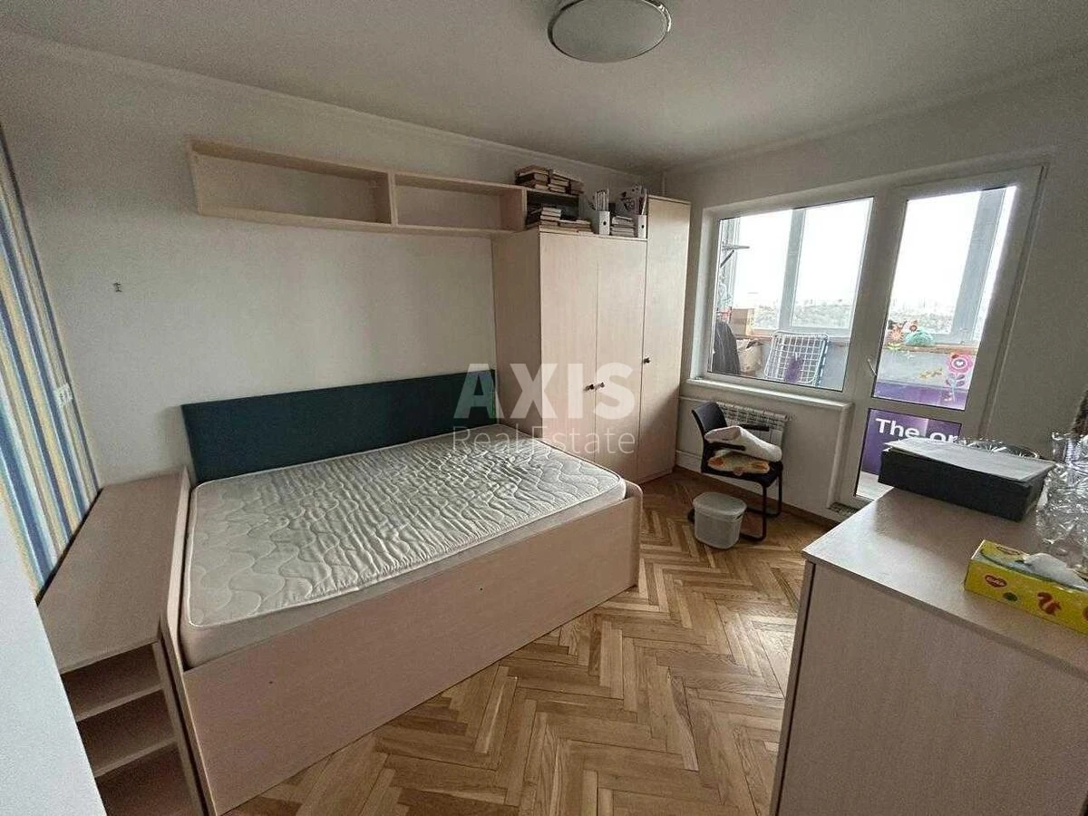 3к квартира ул. Ичкерская 18697468