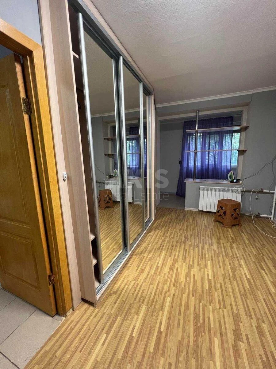 1k apartment vul. L'vivs'ka 24665941