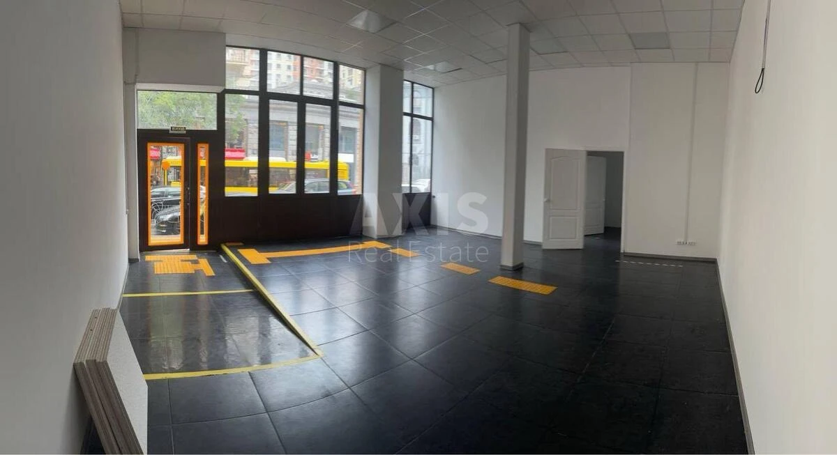 Объект торговли ул. Крещатик 29/1, 85м2685265