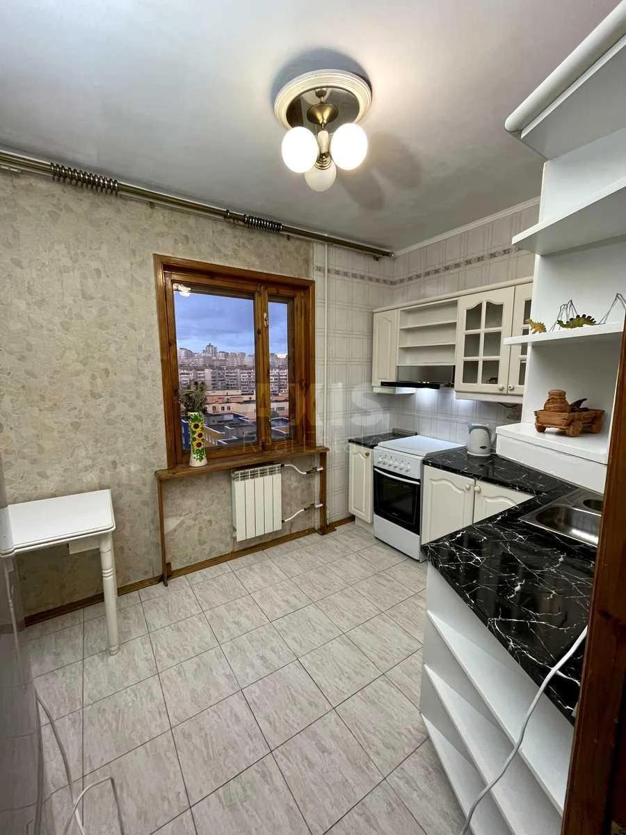 3k apartment vul. Sribnokil's'ka 16708011
