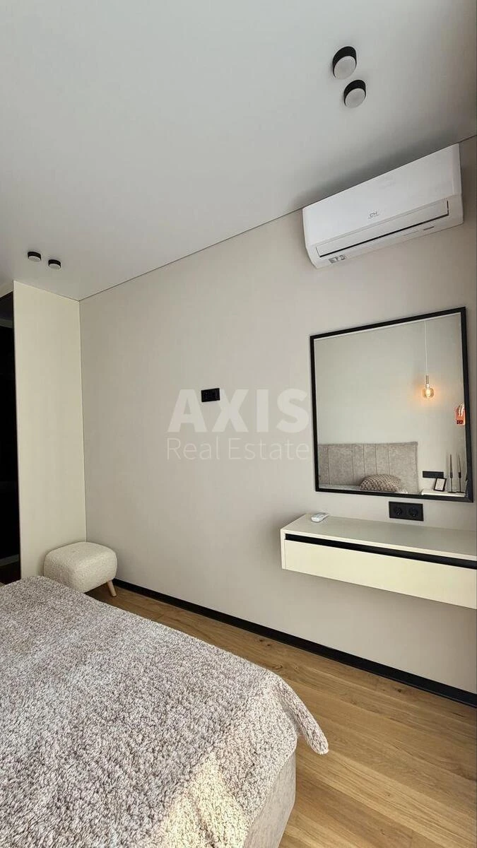 1k apartment nab. Dniprovs'ka 15Ж6930810