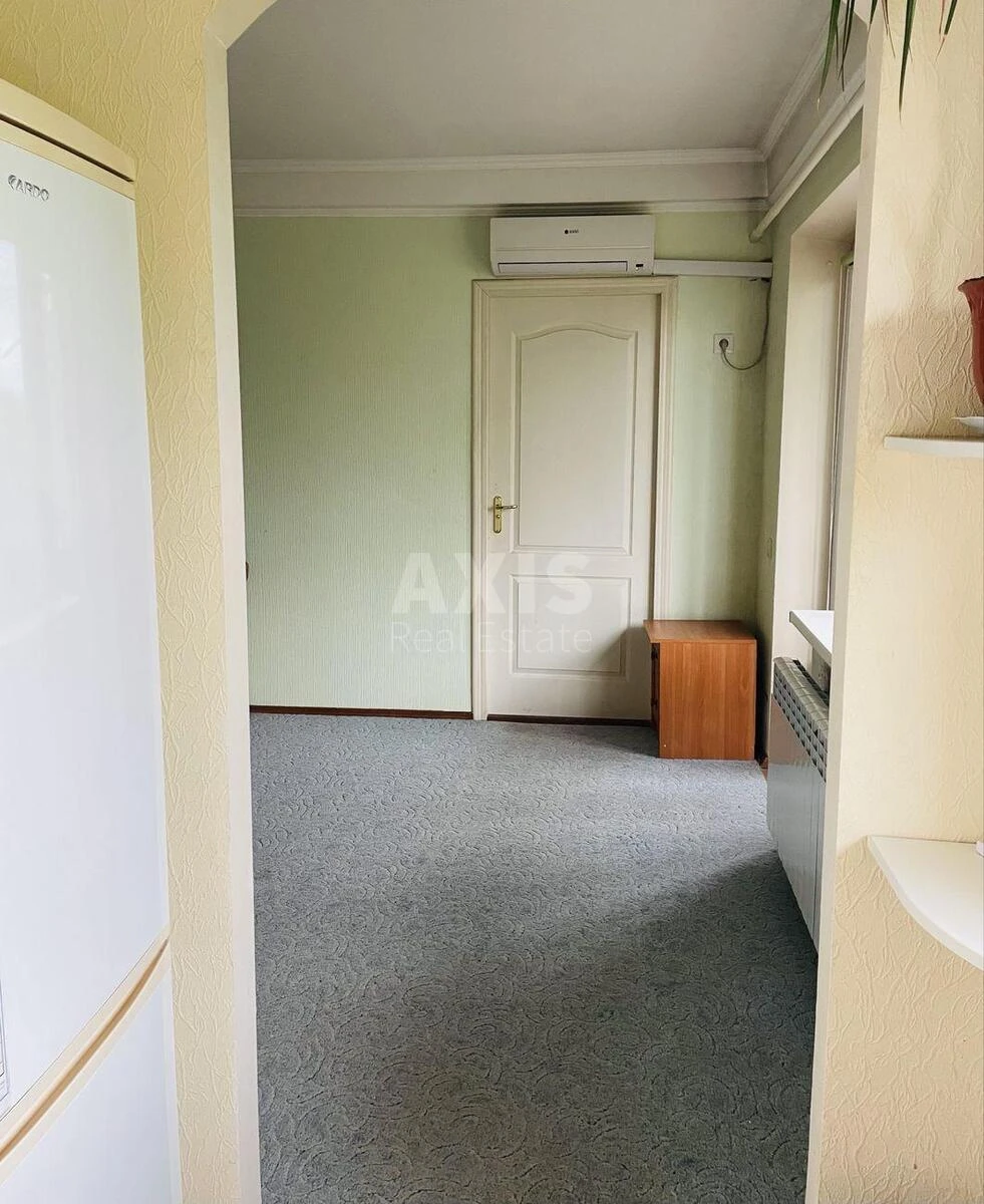 2k apartment vul. Budivel'nykiv 16684127