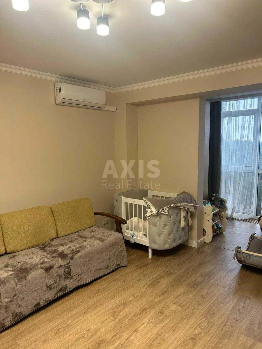 2k apartment vul. Radystiv 43Н711483