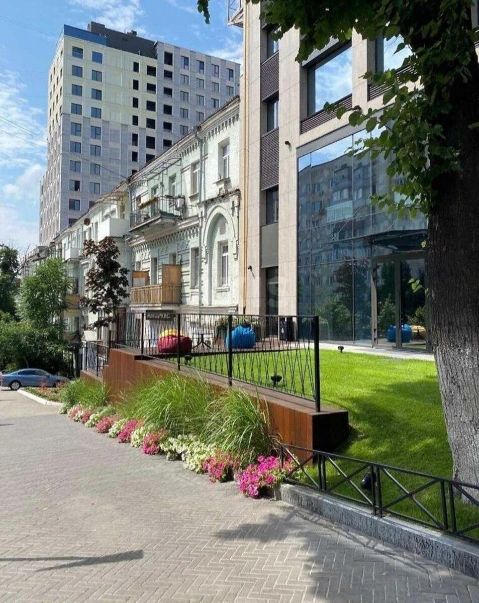 1k apartment vul. Volodymyrs'ka 82А696847