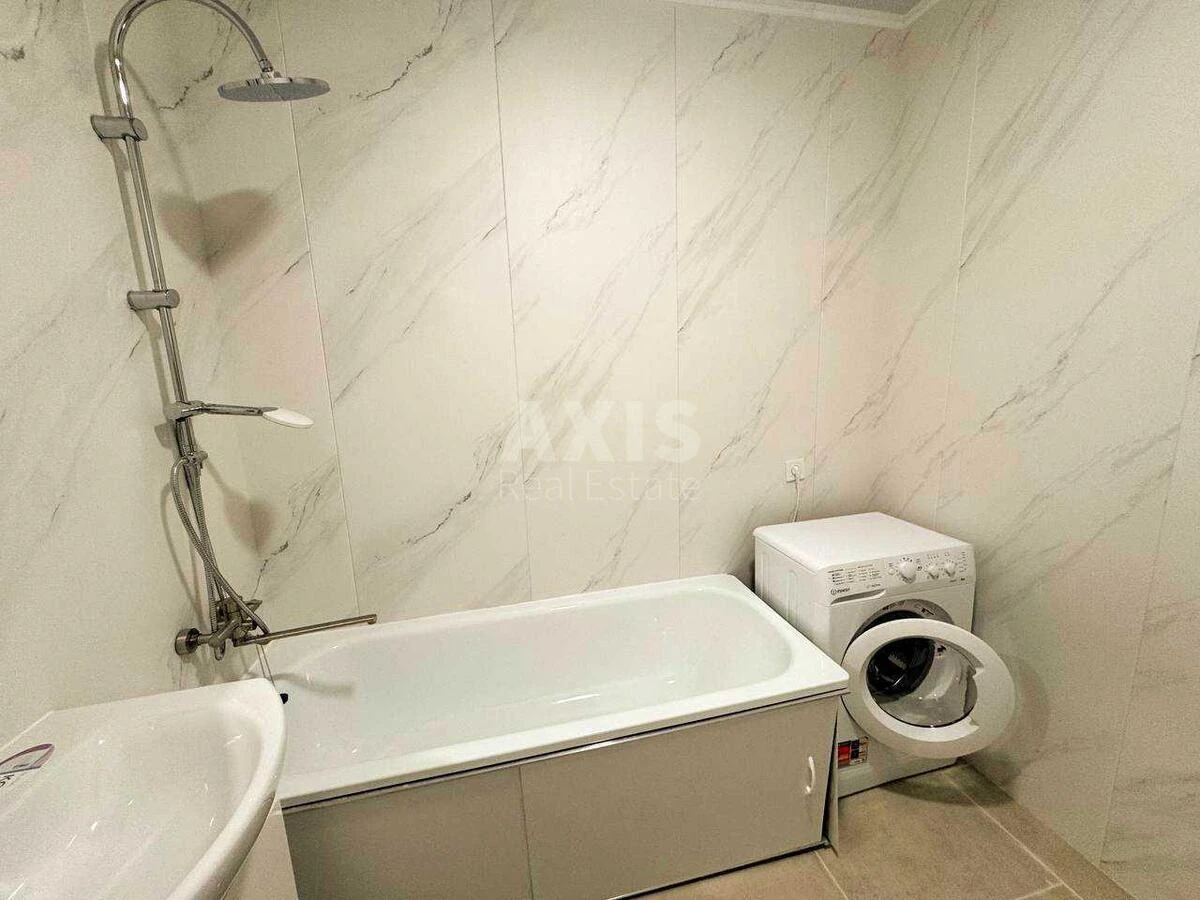 3k apartment vul. Glybochyc'ka 73712864