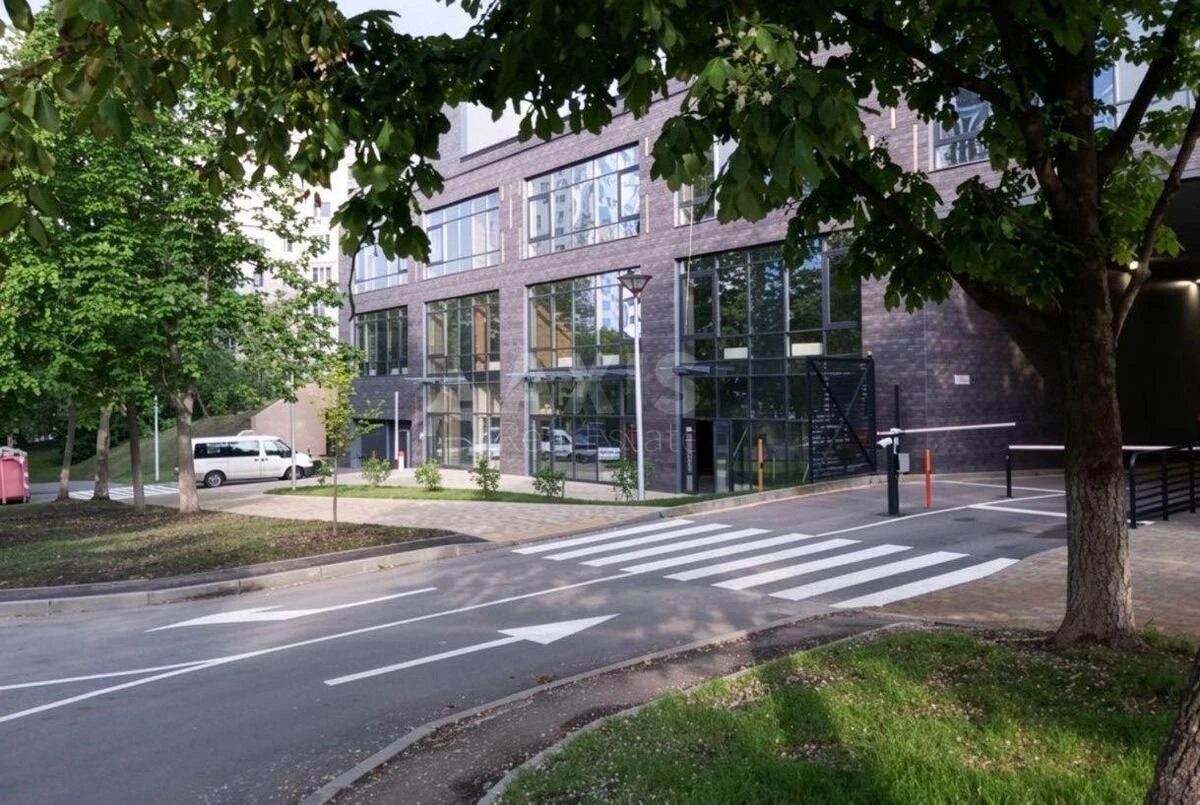 Office vul. Demii'vs'ka 27, 950m26896012
