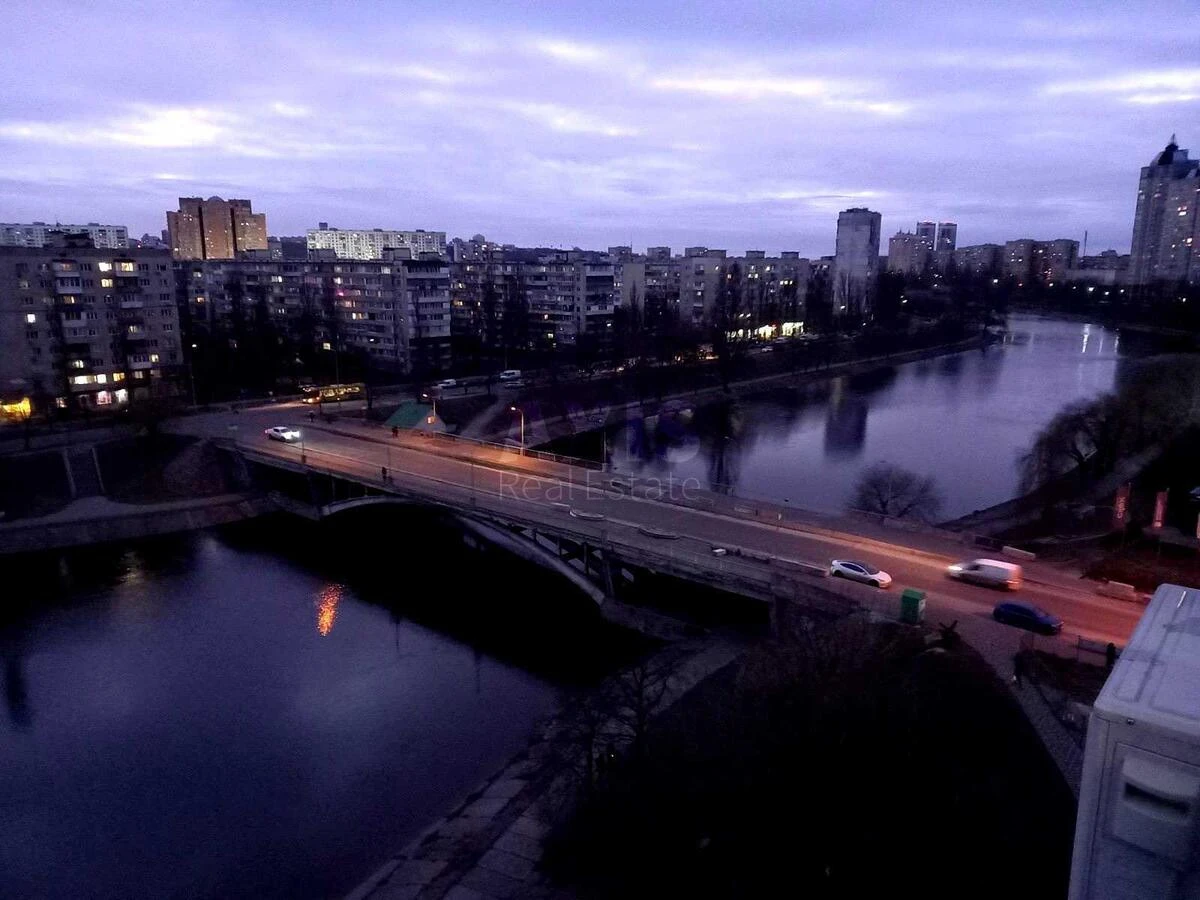 2к квартира пр-т Соборности 30А7126615