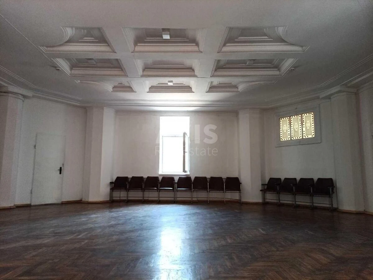 Trade object vul. Dmytrivs'ka 71, 4200m2700486