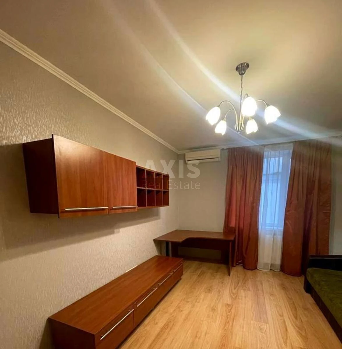 4k apartment vul. Pochajnyns'ka 25/49658319