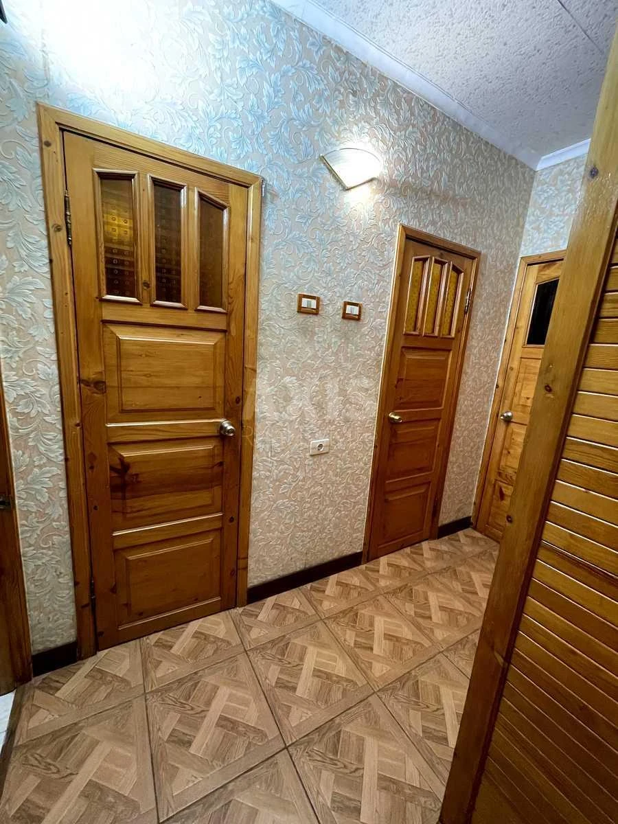 3k apartment vul. Sribnokil's'ka 16708015