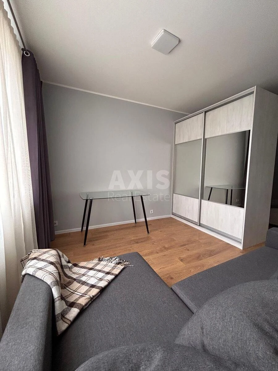 1k apartment vul. Novomostyc'ka 15687952