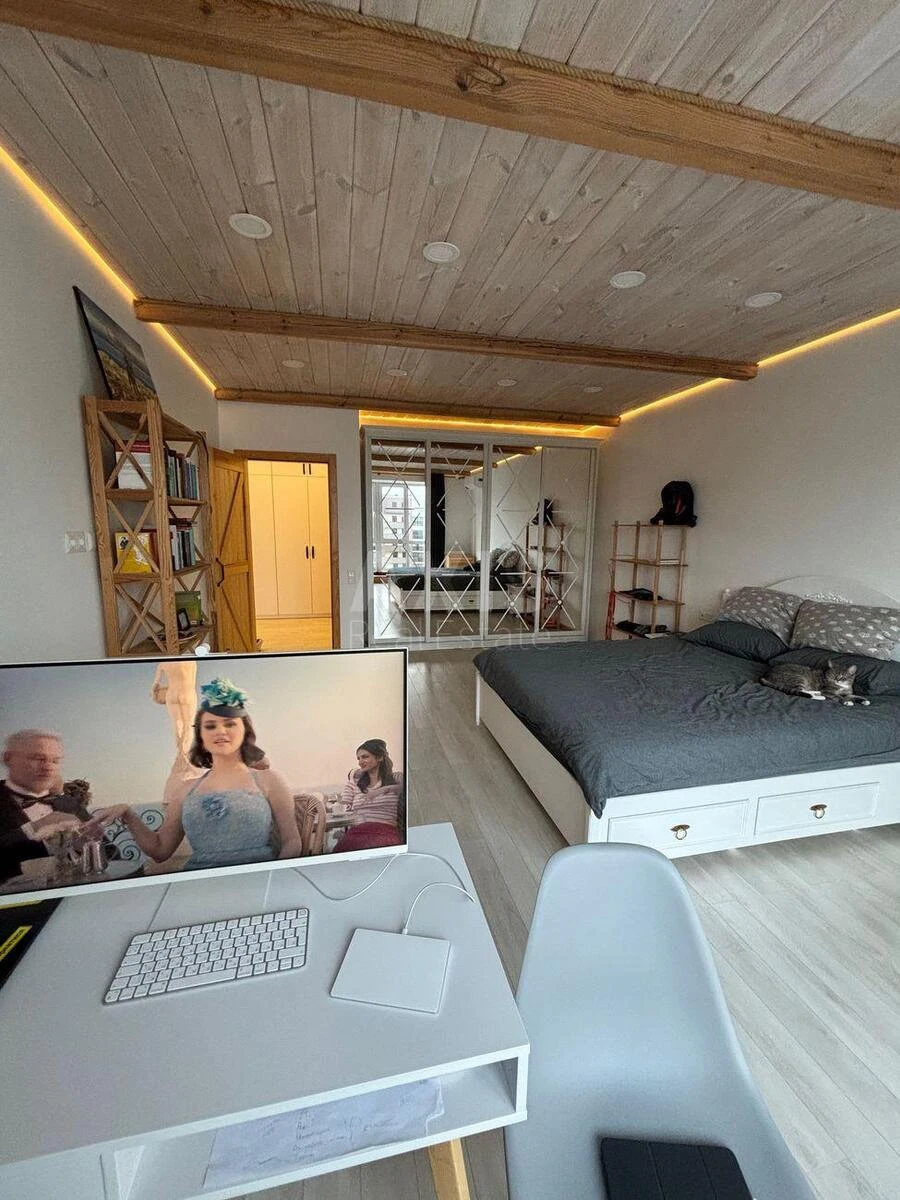 1k apartment vul. Radystiv 326880817