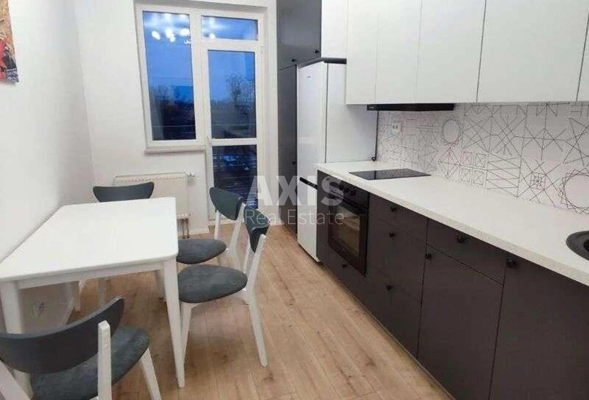 2к квартира ул. Алексухина Василия 2425800