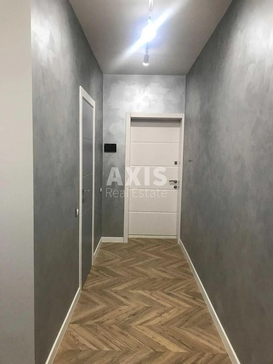 4k apartment vul. Knjazhyj Zaton 216822811