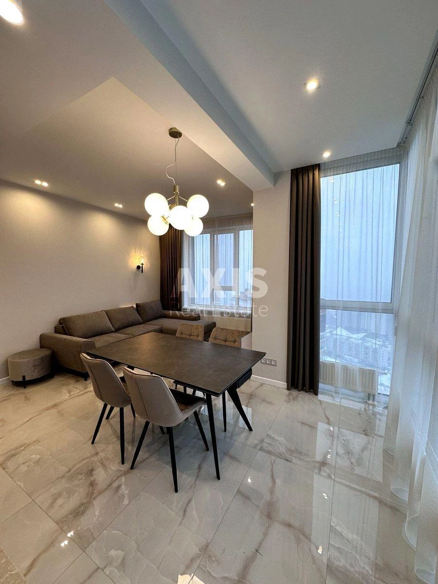 3k apartment vul. Vasylya Tyutyunnyka 28A679322