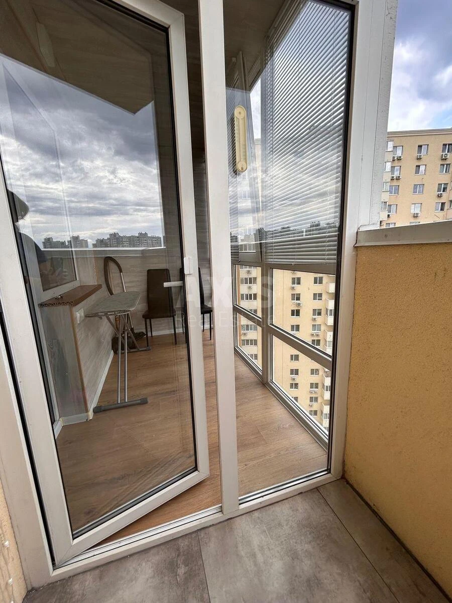 1k apartment vul. Novomostyc'ka 15687953