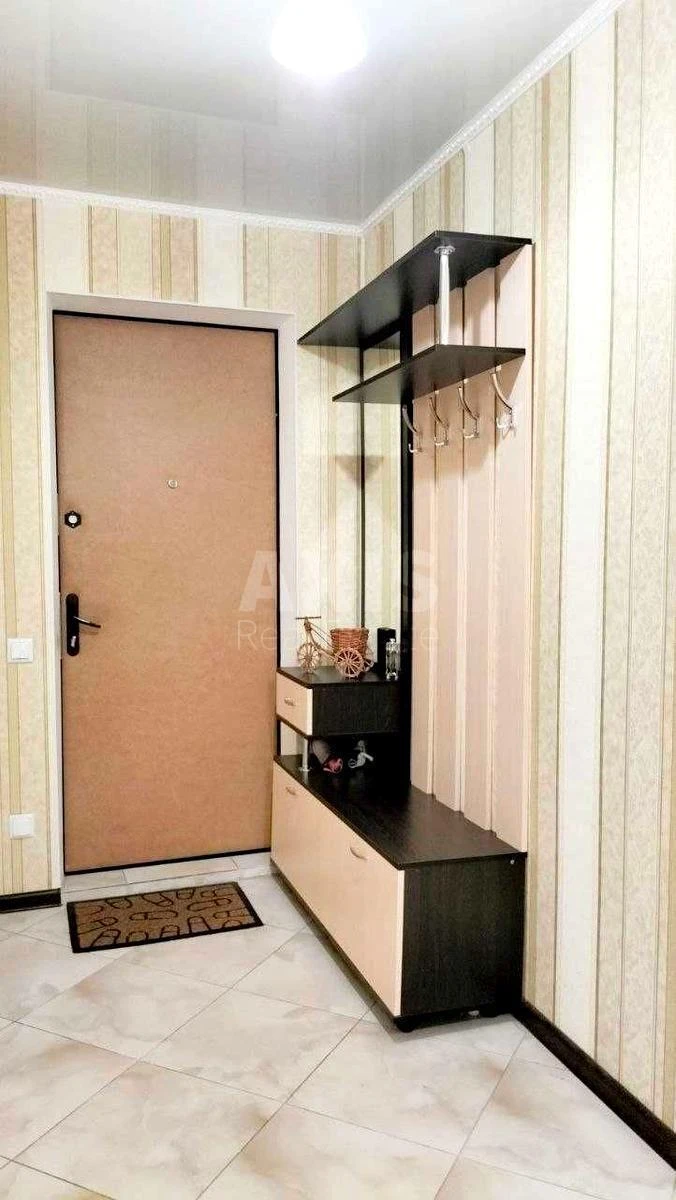 3k apartment vul. Pantelejmona Kulіsha 17703804