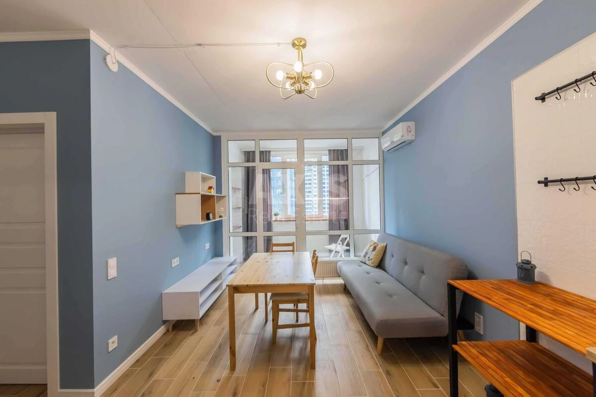 1k apartment vul. Sverstjuka Jevgena 6Д708433