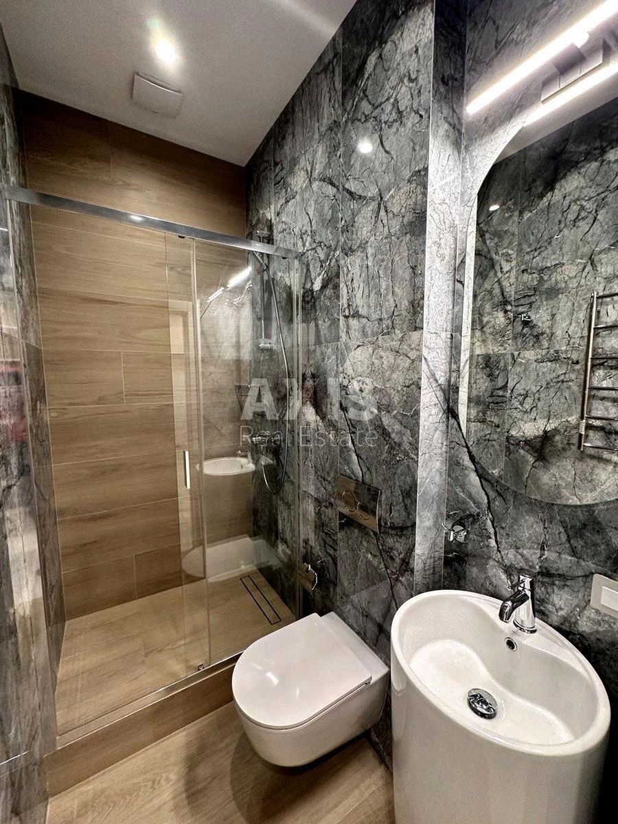 3k apartment vul. Vasylya Tyutyunnyka 28A679323