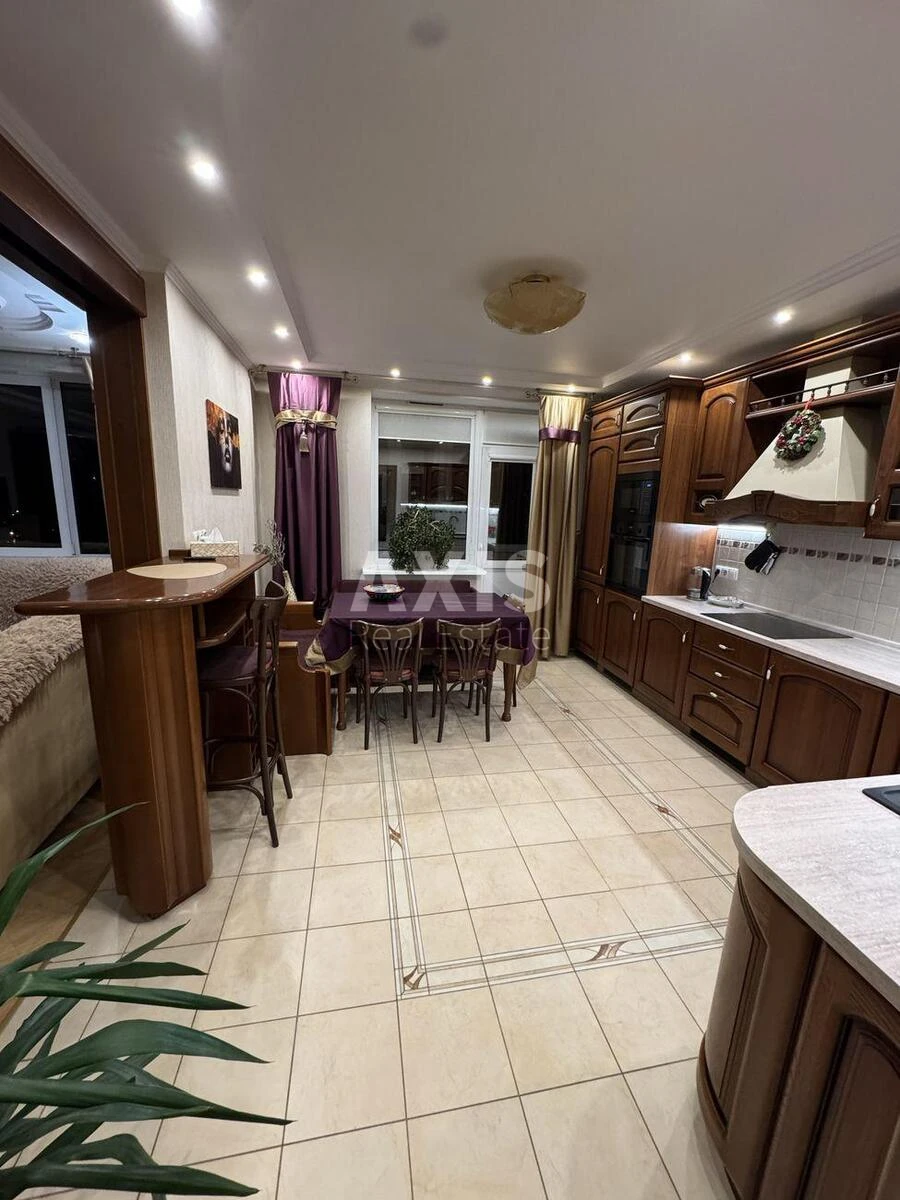 3k apartment vul. Chornovola V'jacheslava 20683410
