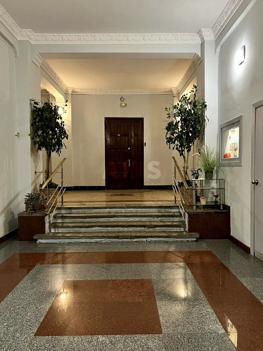 4k apartment vul. Hreshhatyk 256548417