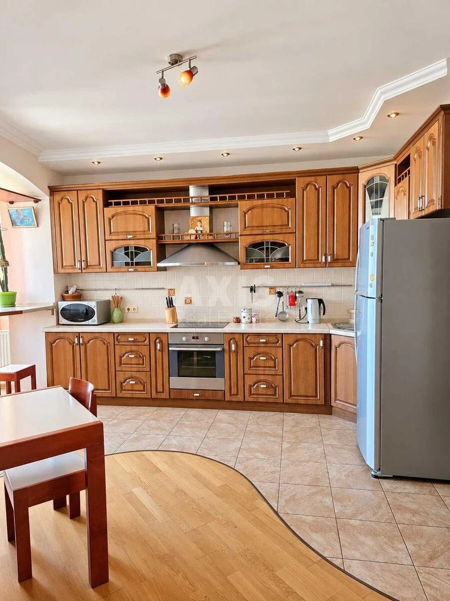 2k apartment vul. Golosii'vs'ka 13713670
