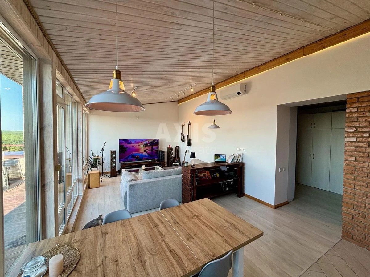 1k apartment vul. Radystiv 32688084