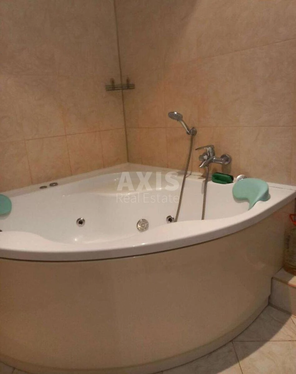 2k apartment vul. L'vivs'ka 22А690497