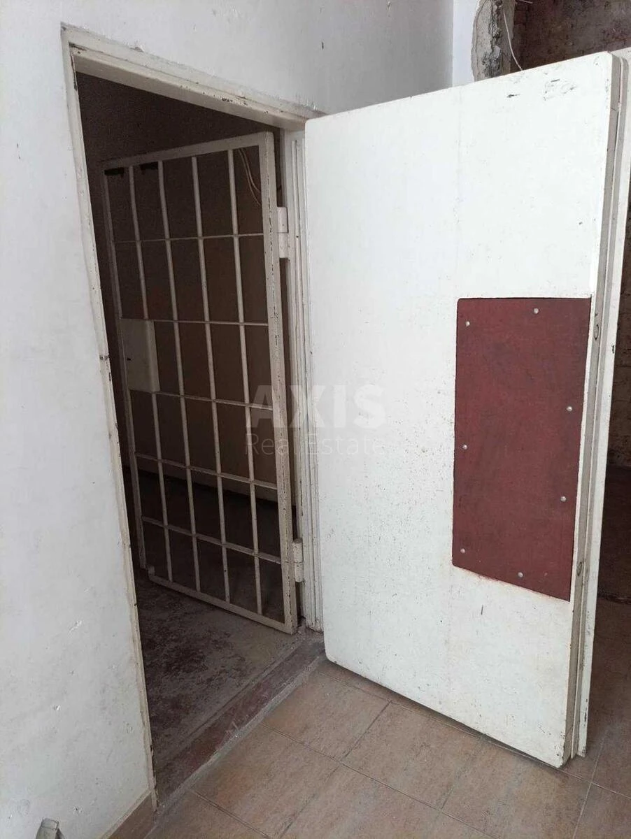 Trade object vul. Dmytrivs'ka 71, 4200m27004811